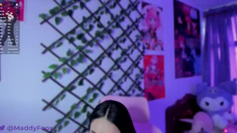 Snapshot of maddyfoox chatting on 02/14/25, 09:53 Maddy Foox online show from 02/14/25, 09:53