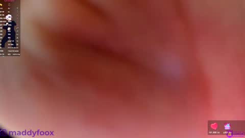 Snapshot of maddyfoox chatting on 03/08/25, 09:40 Maddy Foox online show from 03/08/25, 09:40