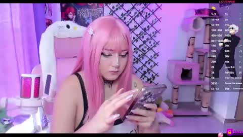 Snapshot of maddyfoox chatting on 06/13/26, 10:08 Maddy Foox online show from 06/13/26, 10:08