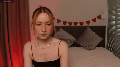 Snapshot of maddygarcia chatting on 02/16/25, 12:08 maddygarcia online show from 02/16/25, 12:08