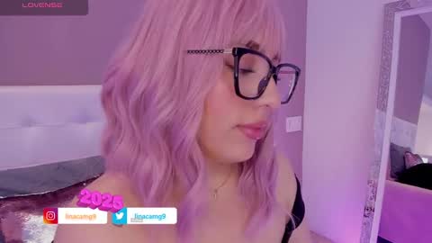 Snapshot of maddylennon chatting on 01/09/25, 05:22 Lina online show from 01/09/25, 05:22