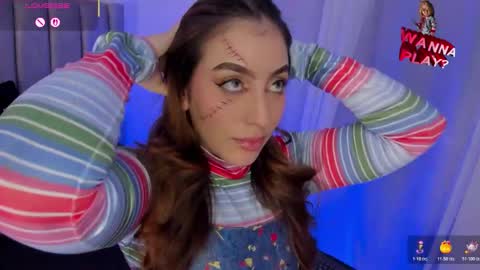 Snapshot of maddylennon chatting on 10/19/25, 01:28 Lina online show from 10/19/25, 01:28