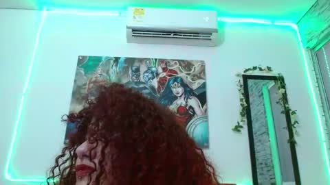 maddystone_ online show from 02/11/25, 08:10