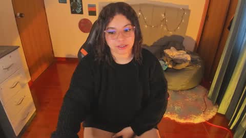 Snapshot of madelaine_taylor chatting on 09/14/25, 04:06 madelaine_taylor online show from 09/14/25, 04:06