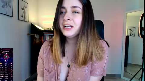 madelamee online show from 03/24/26, 09:20