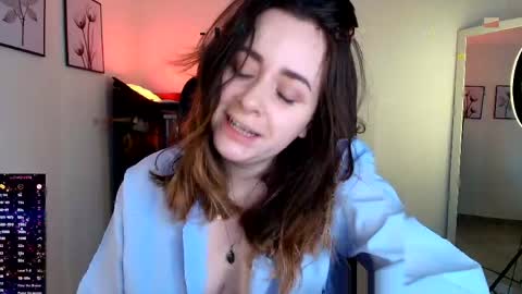 madelamee online show from 04/26/26, 05:10