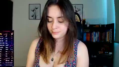 Snapshot of madelamee chatting on 06/24/26, 09:03 madelamee online show from 06/24/26, 09:03