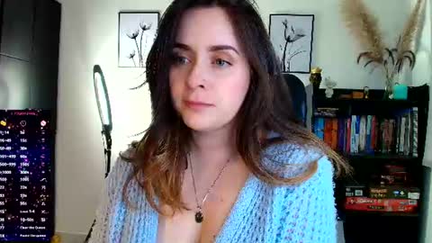 Snapshot of madelamee chatting on 07/15/26, 12:38 madelamee online show from 07/15/26, 12:38