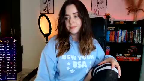 Snapshot of madelamee chatting on 07/27/26, 11:45 madelamee online show from 07/27/26, 11:45