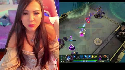 Snapshot of madeleine_shinobi chatting on 12/02/24, 11:29 Emily Only Fans online show from 12/02/24, 11:29