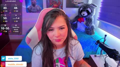 Snapshot of madeleine_shinobi chatting on 01/23/25, 07:40 Emily Only Fans online show from 01/23/25, 07:40