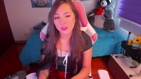 Snapshot of madeleine_shinobi chatting on 03/03/25, 09:37 Emily Only Fans online show from 03/03/25, 09:37