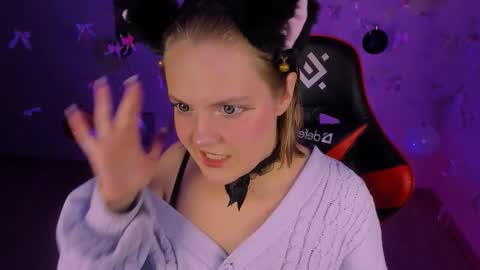 Madeline online show from 12/19/25, 11:34