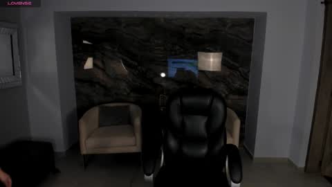 Snapshot of madelinefox_ chatting on 09/29/25, 08:41 Madeline online show from 09/29/25, 08:41