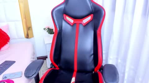 Snapshot of madelinejackson chatting on 10/31/25, 12:55 Madeline online show from 10/31/25, 12:55