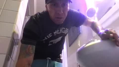 madeyoulook818 online show from 04/15/26, 09:05