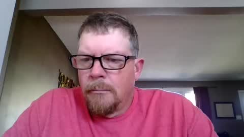 Snapshot of madhatter72 chatting on 10/05/25, 04:49 Madhatter72 online show from 10/05/25, 04:49