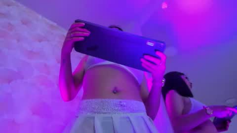 madhison_5 online show from 11/13/25, 09:36