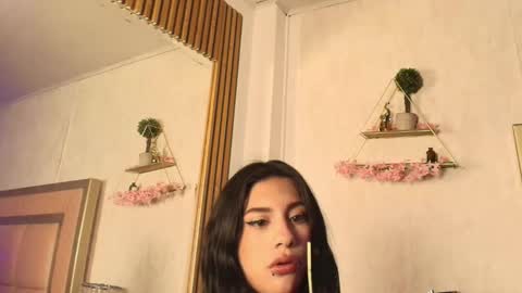 madhison_5 online show from 03/02/26, 12:23