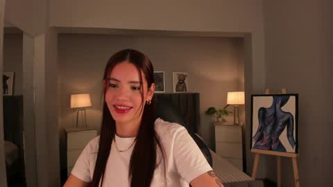 Snapshot of madie_collins7 chatting on 12/06/24, 02:38 Madie online show from 12/06/24, 02:38