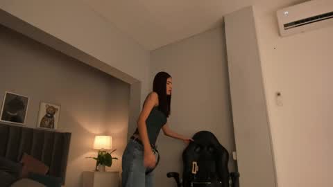 Snapshot of madie_collins7 chatting on 03/02/25, 10:45 Madie online show from 03/02/25, 10:45