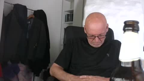 madio1187940 online show from 07/29/26, 03:43