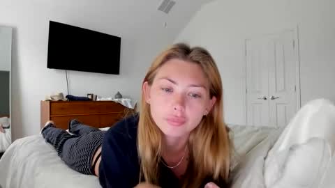 mari rose online show from 04/30/26, 03:07