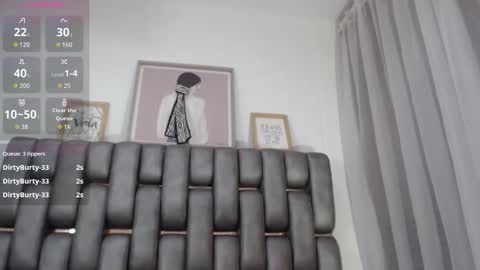 M A D I S O N online show from 05/15/26, 11:45