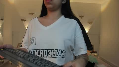 MADISON  online show from 11/17/25, 11:38