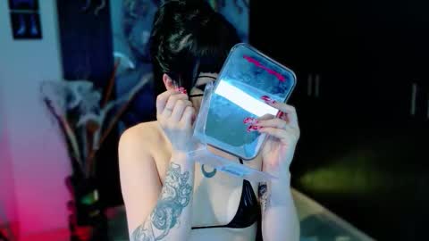 madison_jacksonn online show from 11/11/25, 09:26