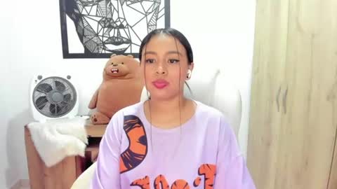 Snapshot of madison_montes chatting on 07/10/26, 06:17 madison montes online show from 07/10/26, 06:17