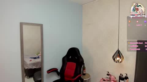 Snapshot of madison_rowan chatting on 12/31/24, 06:37 MADI online show from 12/31/24, 06:37