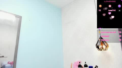 Snapshot of madison_rowan chatting on 02/20/25, 09:11 MADI online show from 02/20/25, 09:11