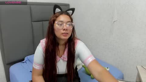 Snapshot of madison_rowan chatting on 03/12/25, 03:02 MADI online show from 03/12/25, 03:02