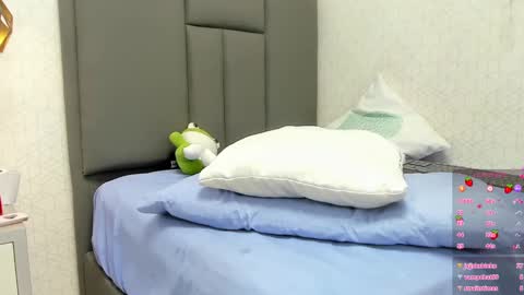 Snapshot of madison_rowan chatting on 03/12/25, 06:07 MADI online show from 03/12/25, 06:07