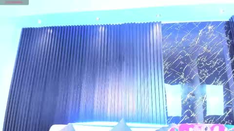 Snapshot of madisonanngel chatting on 11/05/25, 09:04 Madison Angel online show from 11/05/25, 09:04