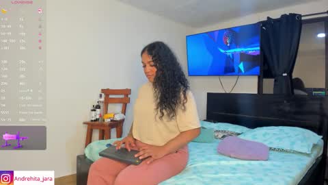 Snapshot of madisonbrunette_lxs chatting on 09/22/25, 03:30 madison online show from 09/22/25, 03:30