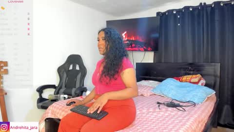 Snapshot of madisonbrunette_lxs chatting on 10/27/25, 08:13 madison online show from 10/27/25, 08:13