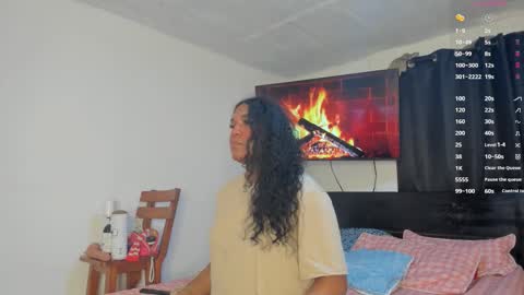 Snapshot of madisonbrunette_lxs chatting on 11/10/25, 07:46 madison online show from 11/10/25, 07:46