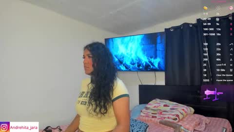 Snapshot of madisonbrunette_lxs chatting on 11/13/25, 07:35 madison online show from 11/13/25, 07:35