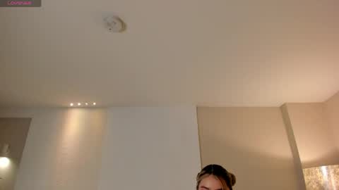 Maddi Collins online show from 03/23/26, 11:25