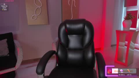 Maddi Collins online show from 04/03/26, 11:19