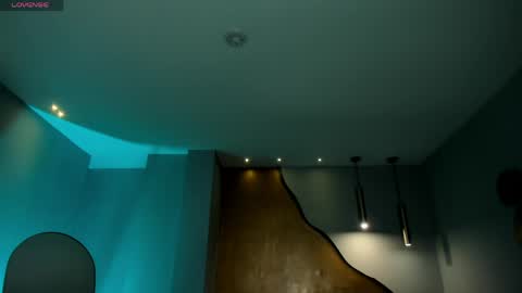 Maddi Collins online show from 04/10/26, 11:48