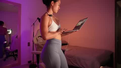 madisonlara online show from 06/24/26, 04:50
