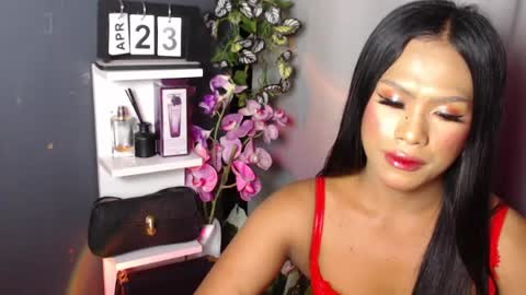 Snapshot of madisonwill_ chatting on 04/26/26, 04:37 MADISONWILL online show from 04/26/26, 04:37