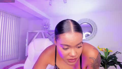 Snapshot of madisson_davon chatting on 12/10/24, 05:33 Madisson Davon online show from 12/10/24, 05:33