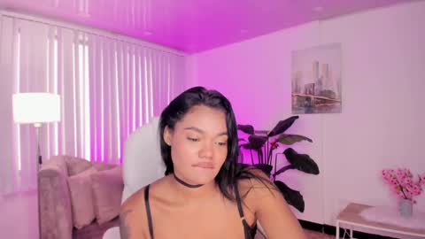 Snapshot of madisson_davon chatting on 01/05/25, 03:55 Madisson Davon online show from 01/05/25, 03:55