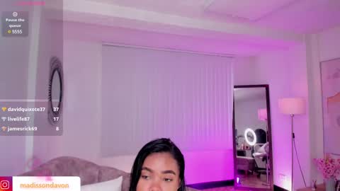 Snapshot of madisson_davon chatting on 03/08/25, 06:47 Madisson Davon online show from 03/08/25, 06:47