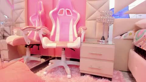 madisson_molly0 online show from 02/24/26, 02:59