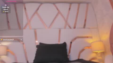 Snapshot of madisson_rivas chatting on 10/27/25, 10:36 online show from 10/27/25, 10:36